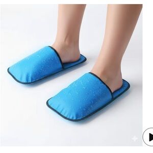 Hot/Cold Slippers